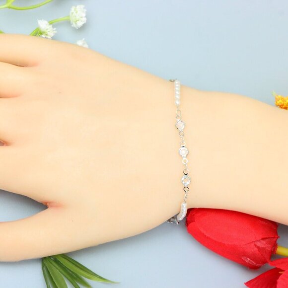 "Elegant & Trendy Bracelet, A Perfect Gift for Women, Thoughtful, EVCH1797 - Picture 1 of 10